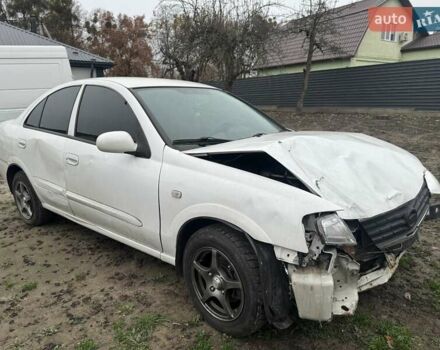 Белый Ниссан Альмера, объемом двигателя 1.6 л и пробегом 200 тыс. км за 1650 $, фото 1 на Automoto.ua