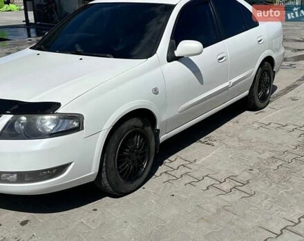 Белый Ниссан Альмера, объемом двигателя 1.6 л и пробегом 227 тыс. км за 5300 $, фото 1 на Automoto.ua