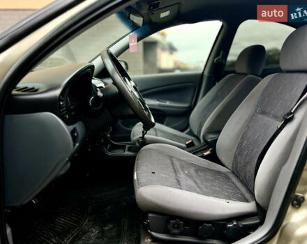 Бежевый Ниссан Альмера, объемом двигателя 1.77 л и пробегом 180 тыс. км за 2700 $, фото 14 на Automoto.ua