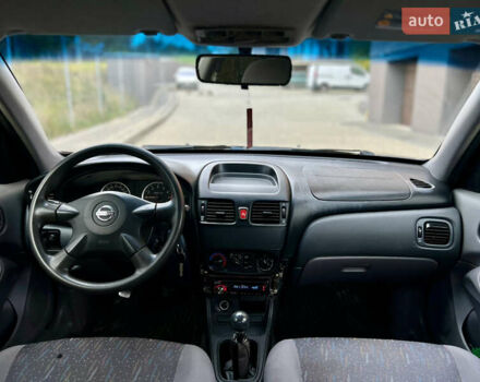 Бежевый Ниссан Альмера, объемом двигателя 1.77 л и пробегом 180 тыс. км за 2700 $, фото 18 на Automoto.ua