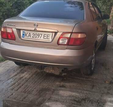 Бежевый Ниссан Альмера, объемом двигателя 1.5 л и пробегом 315 тыс. км за 3100 $, фото 5 на Automoto.ua