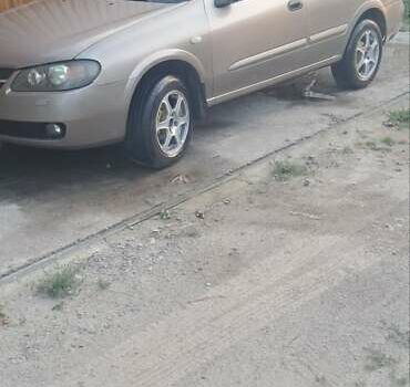 Бежевый Ниссан Альмера, объемом двигателя 1.5 л и пробегом 315 тыс. км за 3100 $, фото 3 на Automoto.ua