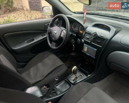 Бежевый Ниссан Альмера, объемом двигателя 1.6 л и пробегом 270 тыс. км за 3799 $, фото 15 на Automoto.ua