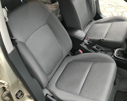 Бежевый Ниссан Альмера, объемом двигателя 1.6 л и пробегом 118 тыс. км за 4950 $, фото 5 на Automoto.ua