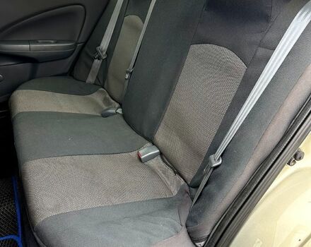 Бежевый Ниссан Альмера, объемом двигателя 1.6 л и пробегом 226 тыс. км за 3990 $, фото 8 на Automoto.ua