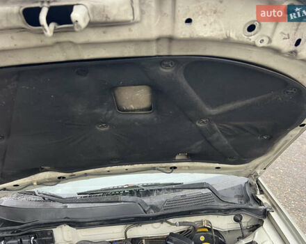 Бежевый Ниссан Альмера, объемом двигателя 1.6 л и пробегом 200 тыс. км за 3400 $, фото 7 на Automoto.ua