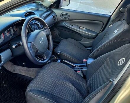 Бежевый Ниссан Альмера, объемом двигателя 1.6 л и пробегом 250 тыс. км за 3600 $, фото 8 на Automoto.ua