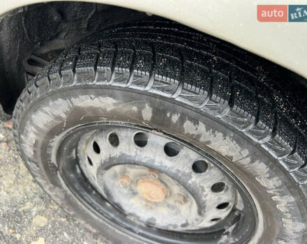 Бежевый Ниссан Альмера, объемом двигателя 1.6 л и пробегом 200 тыс. км за 3400 $, фото 3 на Automoto.ua