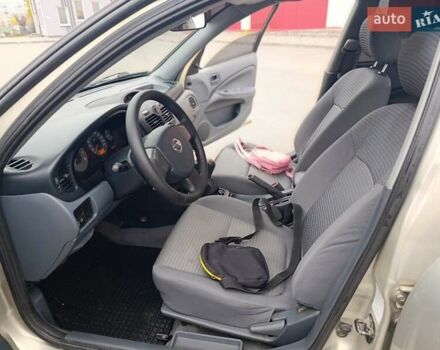 Бежевий Ніссан Альмера, об'ємом двигуна 1.6 л та пробігом 290 тис. км за 4100 $, фото 30 на Automoto.ua