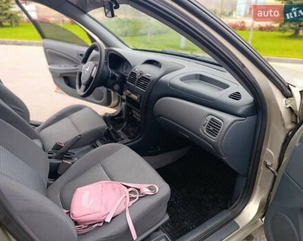 Бежевий Ніссан Альмера, об'ємом двигуна 1.6 л та пробігом 290 тис. км за 4100 $, фото 32 на Automoto.ua