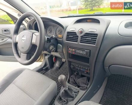 Бежевий Ніссан Альмера, об'ємом двигуна 1.6 л та пробігом 290 тис. км за 4100 $, фото 31 на Automoto.ua