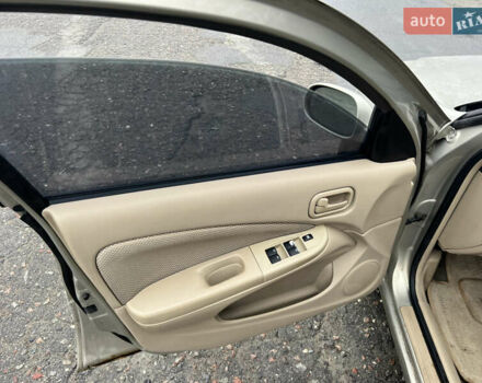 Бежевый Ниссан Альмера, объемом двигателя 1.6 л и пробегом 200 тыс. км за 3400 $, фото 11 на Automoto.ua