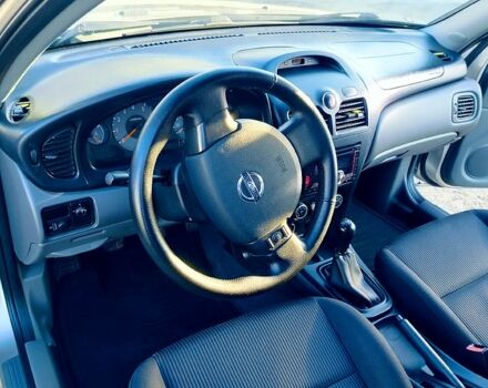 Бежевый Ниссан Альмера, объемом двигателя 1.6 л и пробегом 424 тыс. км за 4500 $, фото 10 на Automoto.ua