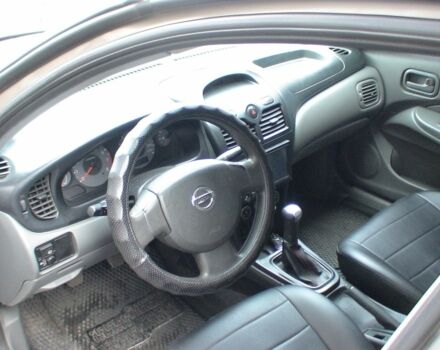 Бежевый Ниссан Альмера, объемом двигателя 1.6 л и пробегом 229 тыс. км за 5000 $, фото 7 на Automoto.ua