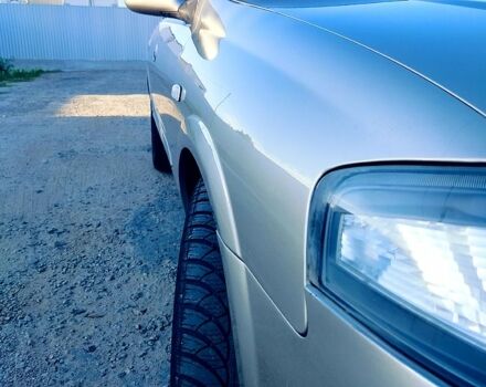 Бежевый Ниссан Альмера, объемом двигателя 1.6 л и пробегом 424 тыс. км за 4500 $, фото 7 на Automoto.ua