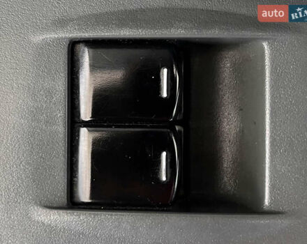 Черный Ниссан Альмера, объемом двигателя 1.6 л и пробегом 121 тыс. км за 5450 $, фото 19 на Automoto.ua