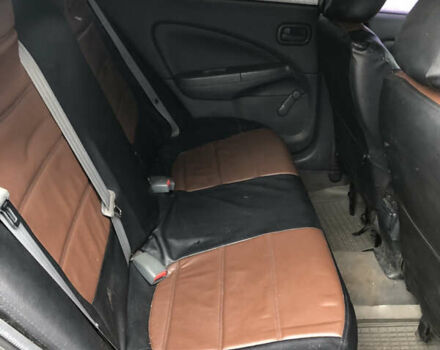 Чорний Ніссан Альмера, об'ємом двигуна 1.6 л та пробігом 232 тис. км за 5000 $, фото 4 на Automoto.ua
