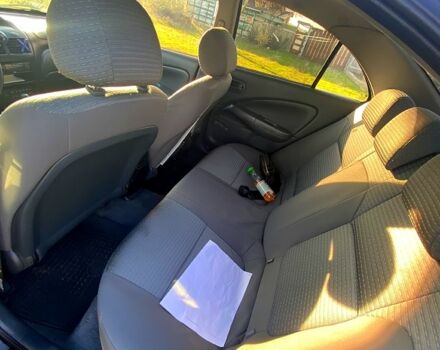 Черный Ниссан Альмера, объемом двигателя 1.6 л и пробегом 177 тыс. км за 3800 $, фото 8 на Automoto.ua