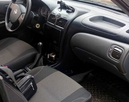 Черный Ниссан Альмера, объемом двигателя 1.6 л и пробегом 262 тыс. км за 5400 $, фото 4 на Automoto.ua