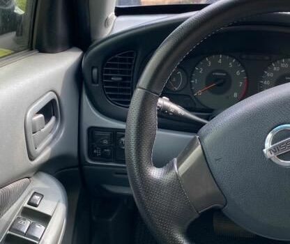 Черный Ниссан Альмера, объемом двигателя 1.6 л и пробегом 280 тыс. км за 5000 $, фото 9 на Automoto.ua