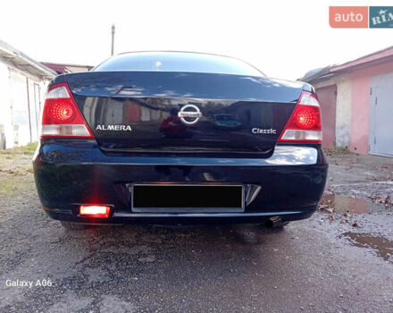 Черный Ниссан Альмера, объемом двигателя 1.6 л и пробегом 185 тыс. км за 4500 $, фото 17 на Automoto.ua
