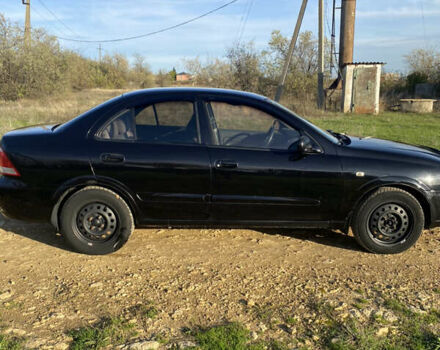 Черный Ниссан Альмера, объемом двигателя 1.6 л и пробегом 177 тыс. км за 3800 $, фото 6 на Automoto.ua