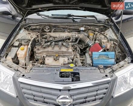 Черный Ниссан Альмера, объемом двигателя 1.6 л и пробегом 224 тыс. км за 3300 $, фото 6 на Automoto.ua