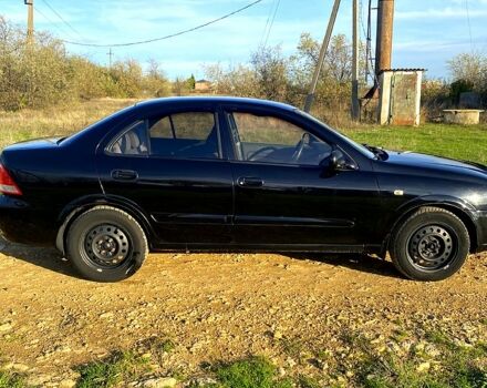 Черный Ниссан Альмера, объемом двигателя 1.6 л и пробегом 177 тыс. км за 3800 $, фото 6 на Automoto.ua