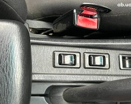 Черный Ниссан Альмера, объемом двигателя 1.6 л и пробегом 203 тыс. км за 5990 $, фото 20 на Automoto.ua