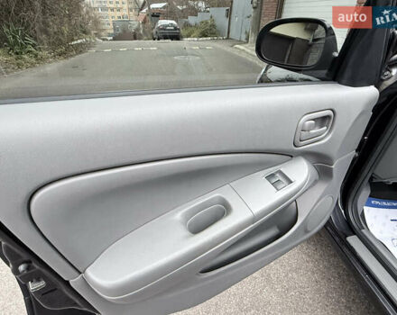 Черный Ниссан Альмера, объемом двигателя 1.6 л и пробегом 123 тыс. км за 6499 $, фото 12 на Automoto.ua