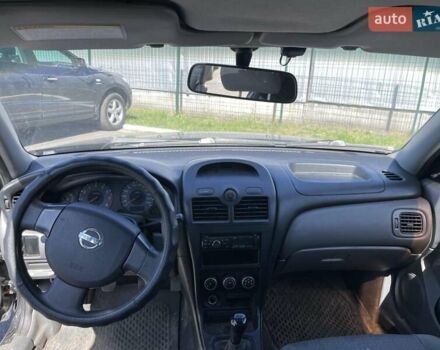 Черный Ниссан Альмера, объемом двигателя 1.6 л и пробегом 521 тыс. км за 3700 $, фото 6 на Automoto.ua