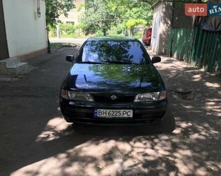 Чорний Ніссан Альмера, об'ємом двигуна 1.4 л та пробігом 270 тис. км за 2700 $, фото 1 на Automoto.ua