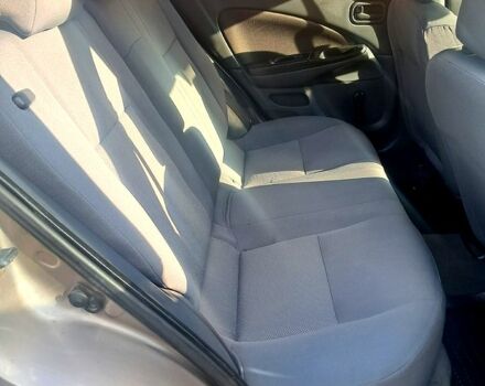 Коричневый Ниссан Альмера, объемом двигателя 1.5 л и пробегом 315 тыс. км за 3000 $, фото 7 на Automoto.ua