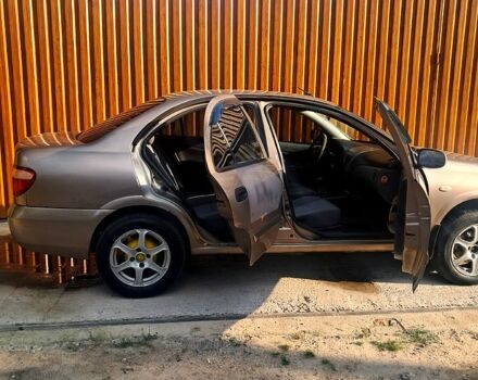 Коричневый Ниссан Альмера, объемом двигателя 1.5 л и пробегом 315 тыс. км за 3000 $, фото 6 на Automoto.ua