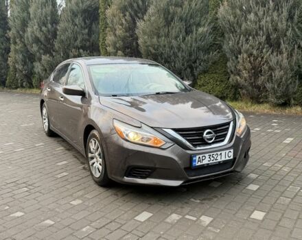 Коричневий Ніссан Альмера, об'ємом двигуна 2.5 л та пробігом 178 тис. км за 7990 $, фото 7 на Automoto.ua