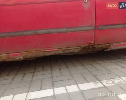 Красный Ниссан Альмера, объемом двигателя 1.39 л и пробегом 332 тыс. км за 1300 $, фото 2 на Automoto.ua