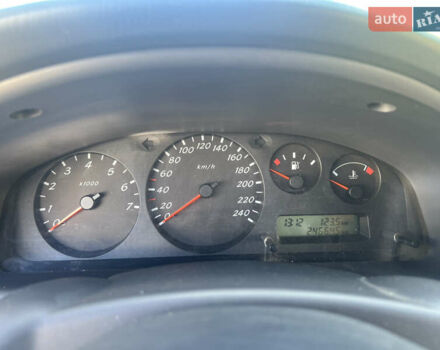 Красный Ниссан Альмера, объемом двигателя 1.77 л и пробегом 246 тыс. км за 2800 $, фото 10 на Automoto.ua