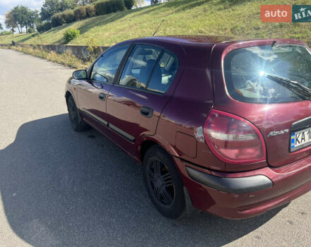 Красный Ниссан Альмера, объемом двигателя 1.77 л и пробегом 246 тыс. км за 2800 $, фото 3 на Automoto.ua
