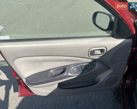 Красный Ниссан Альмера, объемом двигателя 1.77 л и пробегом 246 тыс. км за 2800 $, фото 12 на Automoto.ua