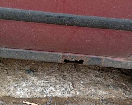 Красный Ниссан Альмера, объемом двигателя 1.4 л и пробегом 300 тыс. км за 1100 $, фото 9 на Automoto.ua