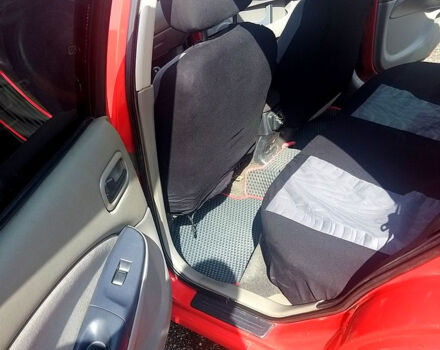 Червоний Ніссан Альмера, об'ємом двигуна 1.5 л та пробігом 0 тис. км за 2700 $, фото 4 на Automoto.ua