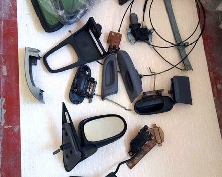 Ниссан Альмера, объемом двигателя 1.5 л и пробегом 835 тыс. км за 1300 $, фото 10 на Automoto.ua