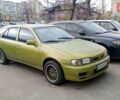 Желтый Ниссан Альмера, объемом двигателя 1.4 л и пробегом 140 тыс. км за 1750 $, фото 1 на Automoto.ua