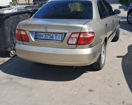 Желтый Ниссан Альмера, объемом двигателя 1.8 л и пробегом 298 тыс. км за 2700 $, фото 7 на Automoto.ua