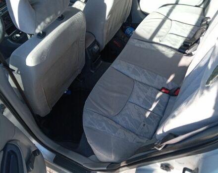 Серый Ниссан Альмера, объемом двигателя 1.8 л и пробегом 250 тыс. км за 2200 $, фото 4 на Automoto.ua