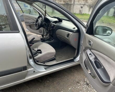 Серый Ниссан Альмера, объемом двигателя 1.8 л и пробегом 202 тыс. км за 2100 $, фото 9 на Automoto.ua