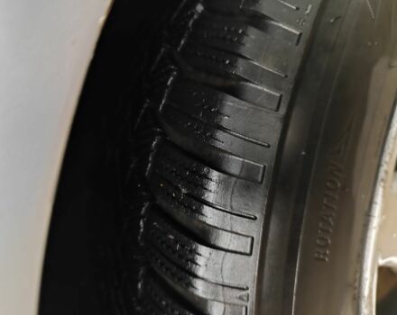 Серый Ниссан Альмера, объемом двигателя 1.5 л и пробегом 350 тыс. км за 2800 $, фото 3 на Automoto.ua