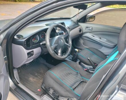 Серый Ниссан Альмера, объемом двигателя 1.5 л и пробегом 247 тыс. км за 3200 $, фото 5 на Automoto.ua