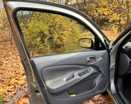 Сірий Ніссан Альмера, об'ємом двигуна 1.8 л та пробігом 300 тис. км за 2500 $, фото 11 на Automoto.ua