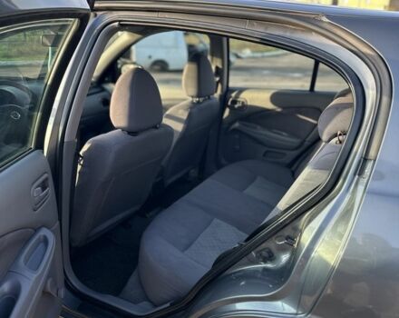 Серый Ниссан Альмера, объемом двигателя 1.5 л и пробегом 300 тыс. км за 2999 $, фото 14 на Automoto.ua